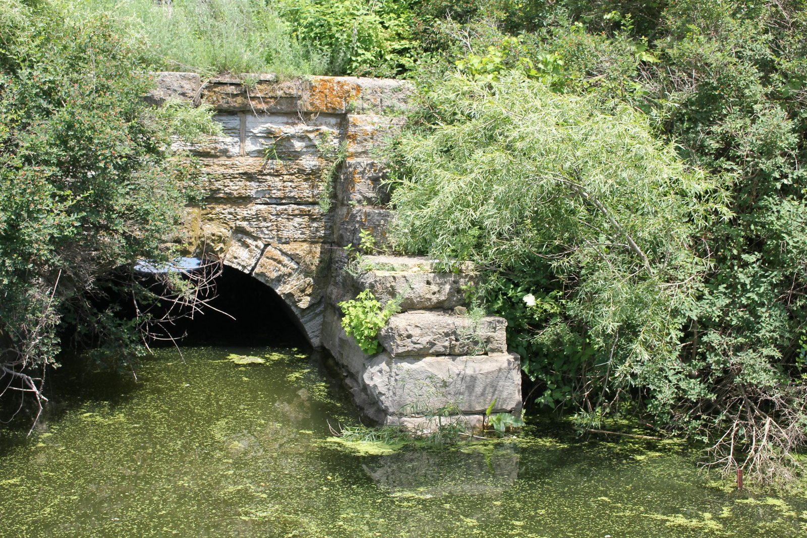 Southwest wing wall